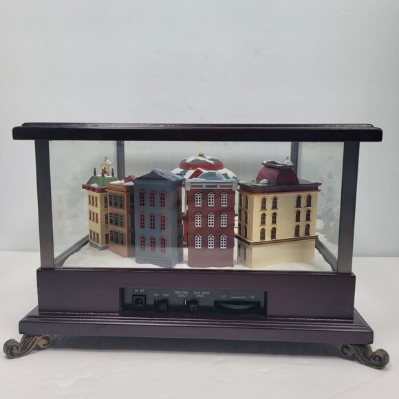 Mr. Christmas Animated Music Box With Rotating Skaters ART 745675 - Picture 4 of 8